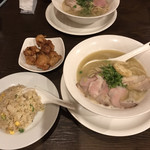 らぁめん ぐうたら - 魚介鳥豚骨ラーメン×唐揚げ×チャーハンのセット