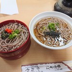 出雲そば かねや - 2019年7月　釜揚げそばと割子2枚（1150円）