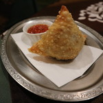 ムガール - ベジタブルサモサ