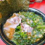 はじめ家 - チャーシュー麺並    900円
      万能ネギ  70円