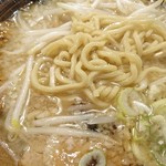 らあ麺 やったる - チャーシューらあ麺 塩とんこつの太麺