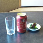 安斎 - 缶ビールとお新香