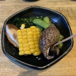 れんげ料理店 - お通し(バイ貝、椎茸、小松菜、枝豆、とうもろこし)