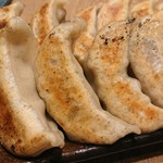 肉汁餃子のダンダダン - 餃子アップ