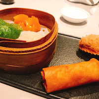 中国飯店 富麗華 - 香港式 蒸し・揚げ点心盛り合わせ