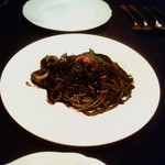 オビナタ - 烏賊墨パスタ