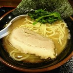 Ueda Raamen Hachi - 豚骨醤油ラーメン