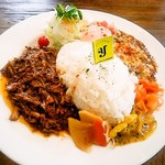 ヤミーズ ダイナー - エーク・タコキーマあいがけ1,200円+大盛100円