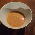 Restaurant unique - 冷製オマールのスープ。コブミカンの香りで爽やかに