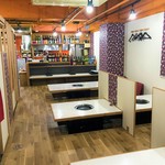 鶏料理専門店みやま本舗 - 内観写真:R元年6月に店内リニューアル!