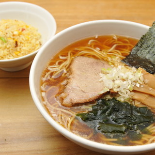 青葉台 麺飯厨房_2
