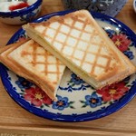 Mew's Tea Room - 