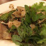 Baan E-Sarn Mungyos - ナームトック