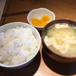 ハーフ・ムーン - ごはん・味噌汁・漬物