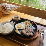 ハンモック＆ブランコカフェ モグモグ - 