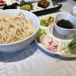 四季民福烤鸭店 - 美味「ジャージャーメン」