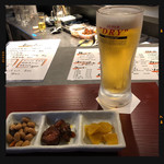 大衆酒場 まゆ - 生ビール＆お通し