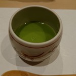 鮨 竜介 - そら豆の茶碗蒸し