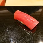 鮨 竜介 - 赤身（和歌山）