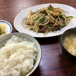 春駒食堂 - レバニラ定食　750円