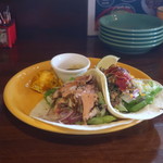 メキシカンバル エルアヒート - ツインズ・タコス