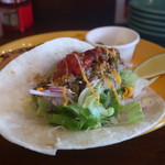 メキシカンバル エルアヒート - チーズミートタコス