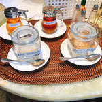 Urth Caffé - 