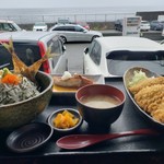 福浦漁港 みなと食堂 - 