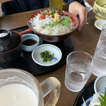 江之島亭 - しらすいくら丼