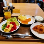 驛亭さつま - 旅行感皆無の朝食にしたね(￣▽￣;)