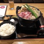 Fujitaka - 【ランチ】ちゃんこ鍋定食 800円(税込)