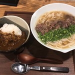 牛テールうどん 和尾 - 牛テールうどん 972円税込 ※カレーは無料サービス