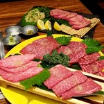 Yakiniku Uson - 稀少部位5種盛り合わせ