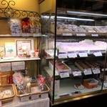 ドリヤン洋菓子店 - 店内模様