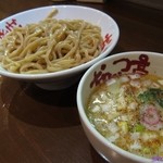 Nantsuttei - 鶏白湯つけ麺　中盛