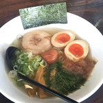 灯台ラーメン - 梅じそらーめん＋煮玉子