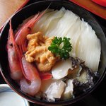 民宿・食事処 大島 - 大島食堂 「三色丼＋白うに」