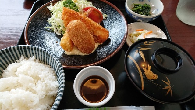コーヒーイン青い鳥 Coffee In 青い鳥 見附 喫茶店 食べログ