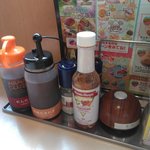 ステーキガスト - テーブル調味料
