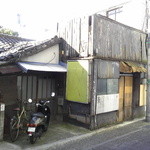 ブーケ・ド・フランス - 店近くに残る自宅軒店舗だったラーメン店跡地