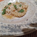 ペペロッソ - 「チャルソンス」…シナモン、カカオ、ミント、ナッツ類などを使っている。複雑かつ不思議な美味さ