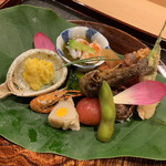 津の守坂 小柴 - 八寸