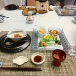 食べるお宿 浜の湯 - 豪勢な夕食