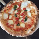 Trattoria&Pizzeria LOGIC - 料理写真:マルゲリータD.O.C.