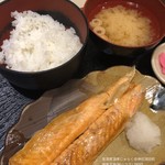 居酒屋 酒亭じゅらく - 焼魚定食(鮭ハラス) 780円