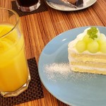 サウスルーム ケーキ&カフェ - メロンショートケーキ