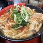極楽うどん TKU - ホルモン赤味噌ニンニクうどん（￥860）