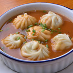 エミ ネパール - 料理写真:スープモモ（ネパールスープぎょうざ）