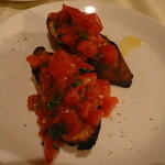 トマトのブルスケッタ　￥４７０