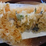 手打ち蕎麦 神楽坂 - 天ぷらのアップです